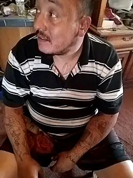 Snapshot of wilsons12 chatting on 11, 10, 2025 wilsons12 online show from 11, 10, 2025