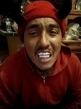 Snapshot of wilsons12 chatting on 18, 11, 2025 wilsons12 online show from 18, 11, 2025