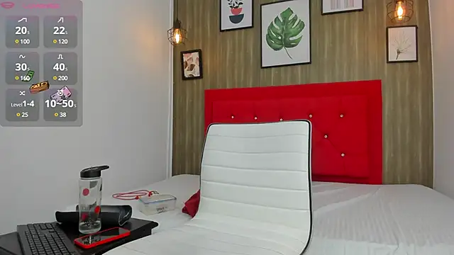 Snapshot of Hotkoljeixxx chatting on 6, 12, 2024 Hotkoljeixxx online show from 6, 12, 2024