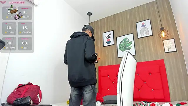 Snapshot of Hotkoljeixxx chatting on 10, 12, 2024 Hotkoljeixxx online show from 10, 12, 2024