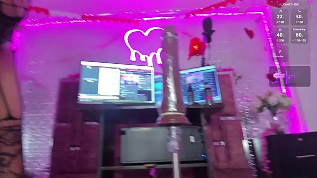 Snapshot of AlessiaDouce chatting on 13, 2, 2025 AlessiaDouce online show from 13, 2, 2025