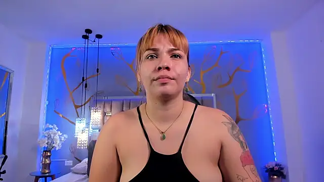 Snapshot of AlessiaDouce chatting on 18, 9, 2025 AlessiaDouce online show from 18, 9, 2025