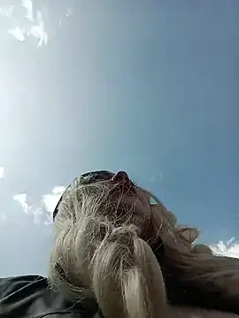 madelaine- online show from 20, 3, 2026