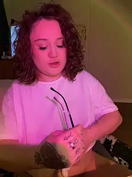 DaisyBooom online show from 2, 3, 2025