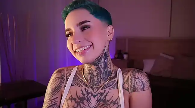 AliceShazaham  online show from 4, 1, 2025