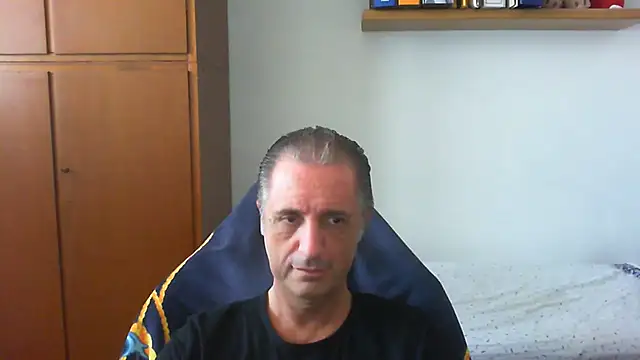 Snapshot of lliuk70mi chatting on 11, 6, 2026 lliuk70mi online show from 11, 6, 2026