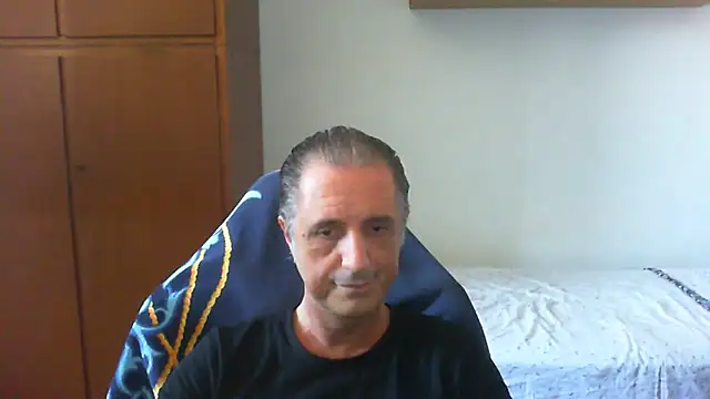 Snapshot of lliuk70mi chatting on 17, 6, 2026 lliuk70mi online show from 17, 6, 2026