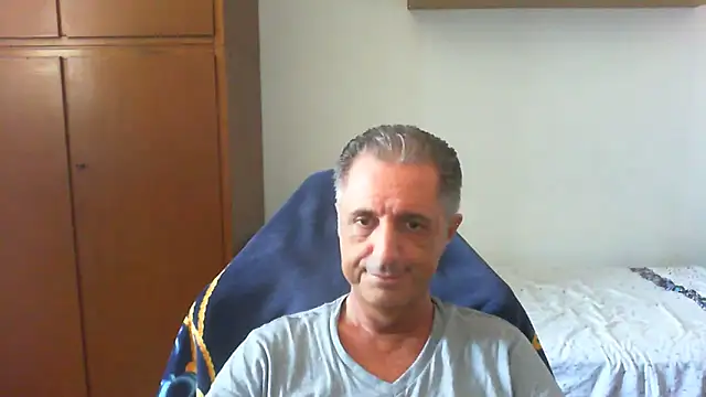 Snapshot of lliuk70mi chatting on 19, 6, 2026 lliuk70mi online show from 19, 6, 2026