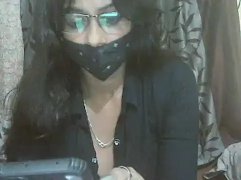 Snapshot of JENIFER_PUNE chatting on 11, 2, 2025 JENIFER PUNE online show from 11, 2, 2025