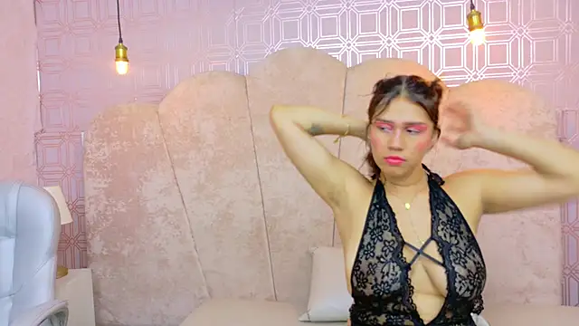 Annyeli online show from 15, 4, 2026