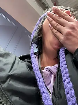 bigbabykiki online show from 17, 12, 2024