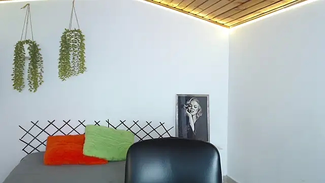 karla charloby online show from 25, 9, 2025