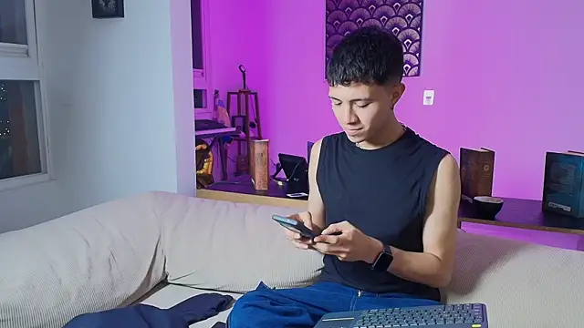 Justyn Ross online show from 11, 9, 2025