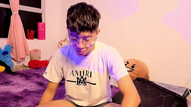 Snapshot of Justyn_Ross chatting on 10, 4, 2026 Justyn Ross online show from 10, 4, 2026