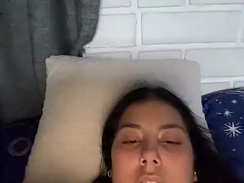 Snapshot of LisaTuspia chatting on 27, 10, 2025 LisaTuspia online show from 27, 10, 2025