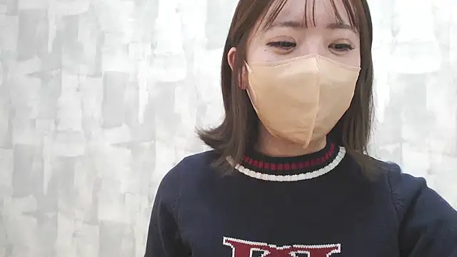 LOVE MOMO LOVE online show from 17, 1, 2025