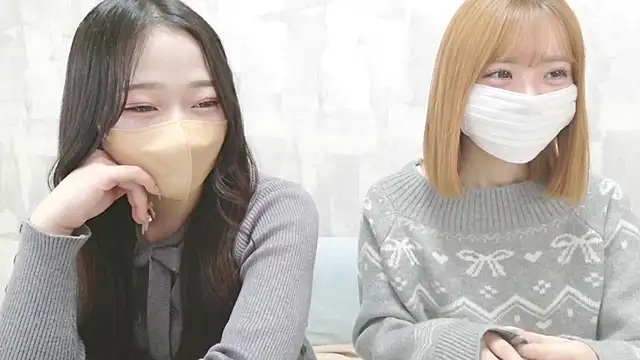 LOVE MOMO LOVE online show from 2, 2, 2026