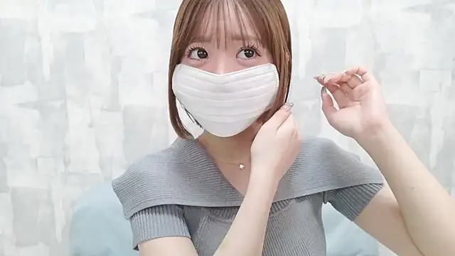 LOVE MOMO LOVE online show from 26, 3, 2026