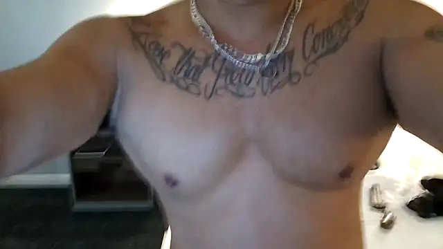 Snapshot of EatMyCake831 chatting on 27, 2, 2025 EatMyCake831 online show from 27, 2, 2025