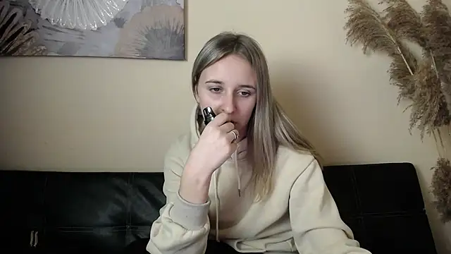 Snapshot of _Nicole_new chatting on 9, 11, 2025 Nicole new online show from 9, 11, 2025