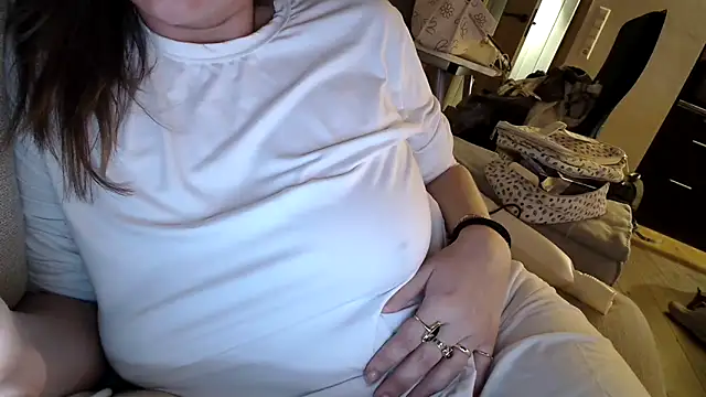 Nina24 online show from 9, 3, 2025