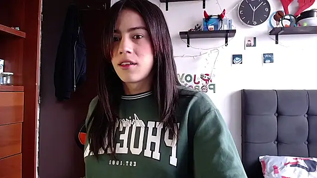 Lauraxdoll online show from 4, 2, 2025