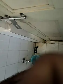 yourboy2000   online show from 15, 10, 2025