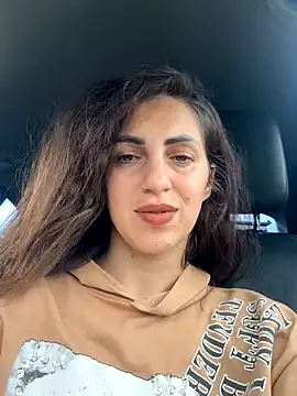 EmaSkyes online show from 18, 10, 2025