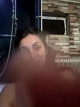 EmaSkyes online show from 27, 10, 2025