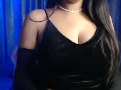 Snapshot of Sexy_Myra18 chatting on 8, 1, 2025 Sexy Myra18 online show from 8, 1, 2025