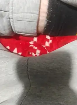 Snapshot of krissraw chatting on 11, 10, 2025 krissraw online show from 11, 10, 2025