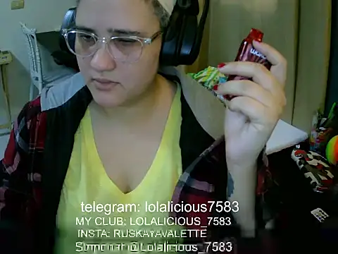 Snapshot of lolalicious_7583 chatting on 2, 2, 2026 lolalicious 7583 online show from 2, 2, 2026