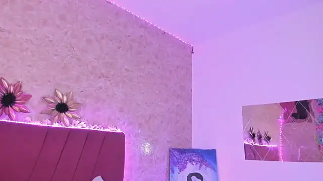 LorenaStevens online show from 3, 2, 2025