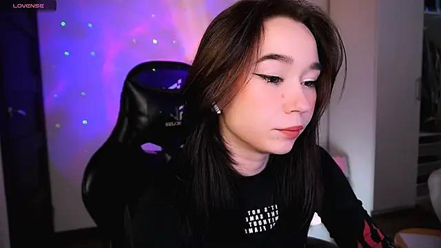 Snapshot of Kimiko__ chatting on 18, 2, 2025 Kimiko online show from 18, 2, 2025