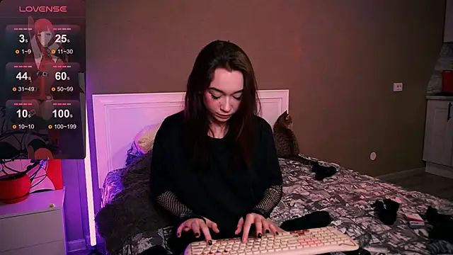 Snapshot of Kimiko__ chatting on 10, 10, 2025 Kimiko online show from 10, 10, 2025