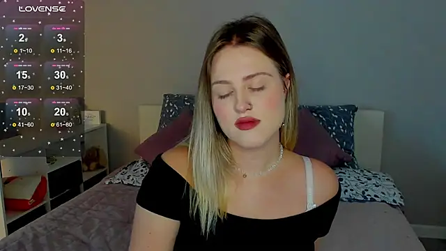  Sarah Soul  online show from 9, 9, 2025