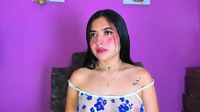 Snapshot of adara_johnson__ chatting on 12, 1, 2025 adara johnson online show from 12, 1, 2025