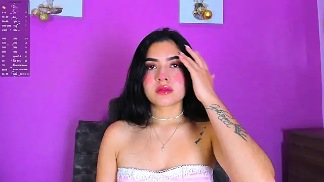 Snapshot of adara_johnson__ chatting on 13, 1, 2025 adara johnson online show from 13, 1, 2025