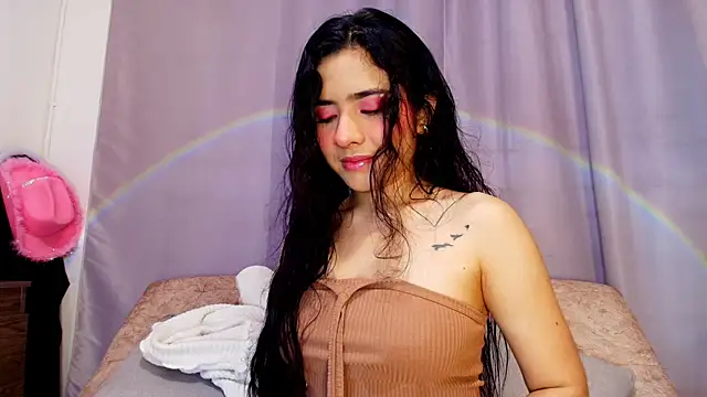 Snapshot of adara_johnson__ chatting on 24, 10, 2025 adara johnson online show from 24, 10, 2025