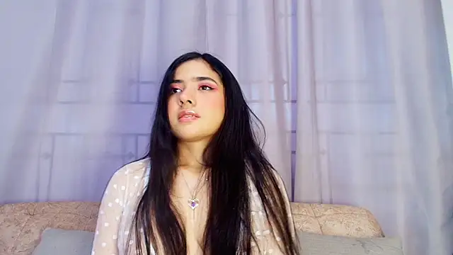 Snapshot of adara_johnson__ chatting on 29, 10, 2025 adara johnson online show from 29, 10, 2025