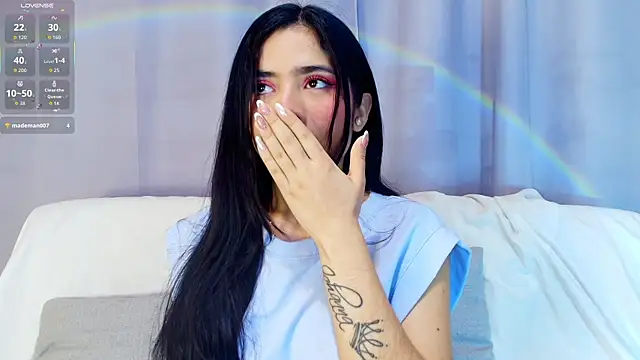 Snapshot of adara_johnson__ chatting on 30, 10, 2025 adara johnson online show from 30, 10, 2025