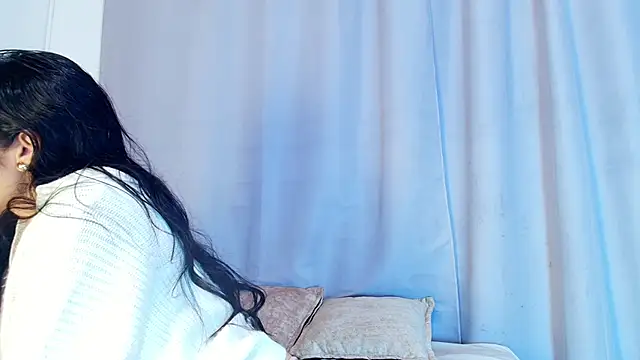 Snapshot of adara_johnson__ chatting on 5, 11, 2025 adara johnson online show from 5, 11, 2025