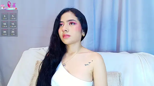 Snapshot of adara_johnson__ chatting on 19, 11, 2025 adara johnson online show from 19, 11, 2025