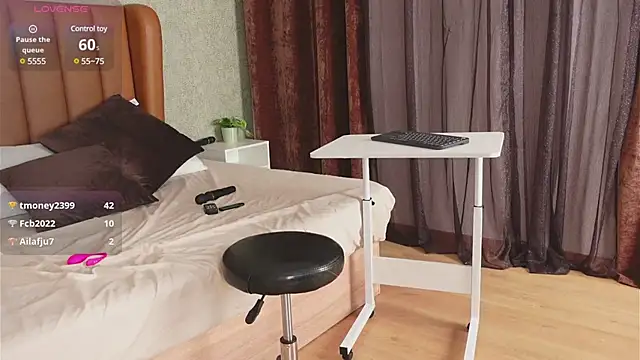 Alexa Duque34 online show from 7, 3, 2025