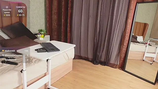 Alexa Duque34 online show from 10, 3, 2025