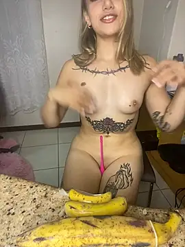 Snapshot of loira_messi chatting on 20, 2, 2025 loira messi online show from 20, 2, 2025