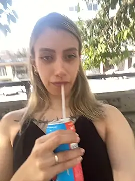 Snapshot of loira_messi chatting on 25, 2, 2025 loira messi online show from 25, 2, 2025