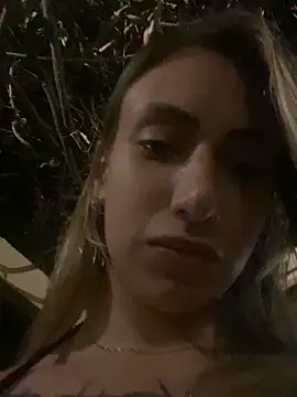 Snapshot of loira_messi chatting on 17, 3, 2025 loira messi online show from 17, 3, 2025