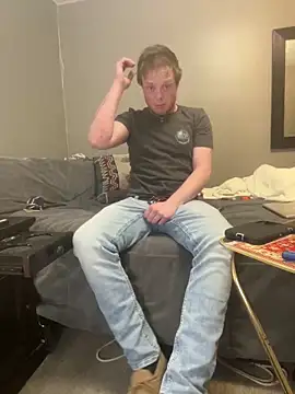 Snapshot of BigJohnson06 chatting on 8, 3, 2025 BigJohnson06 online show from 8, 3, 2025