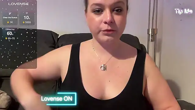 NaughtyWifeUK online show from 7, 12, 2024